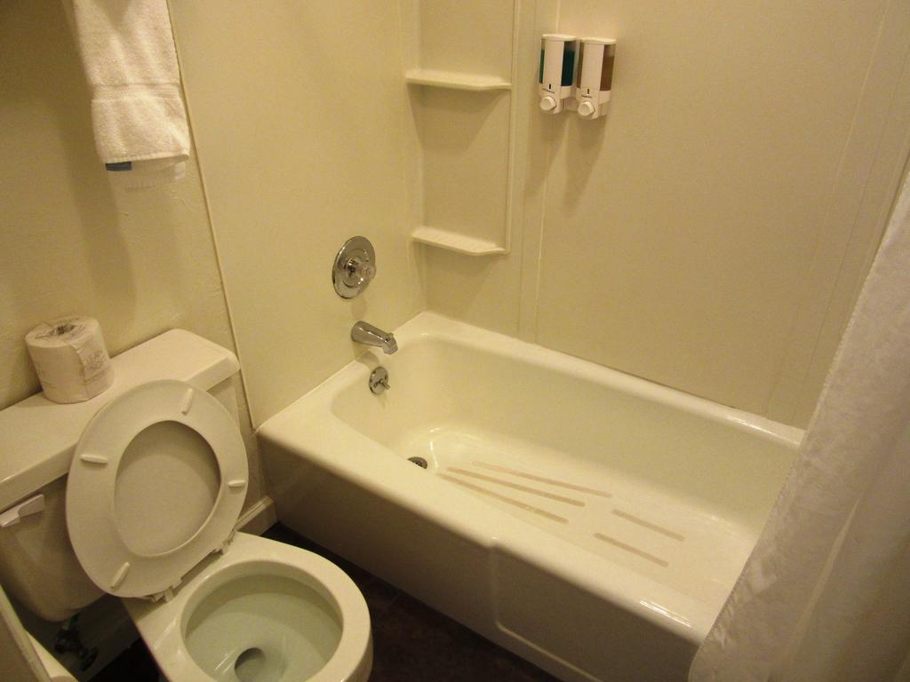 White Buffalo Hotel West Yellowstone Kamer foto